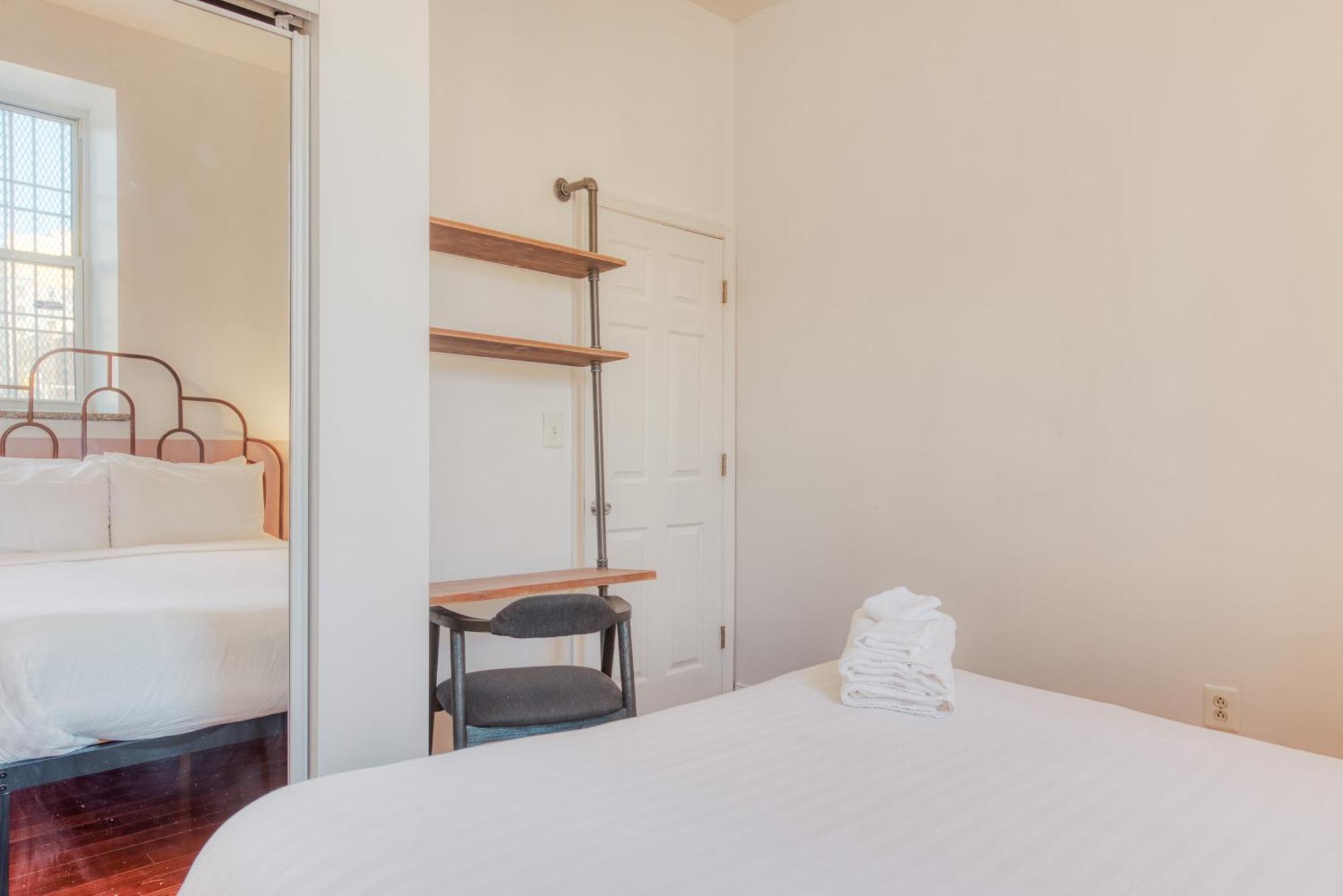 The Stairway Suites - Convention Center Filadélfia Quarto foto